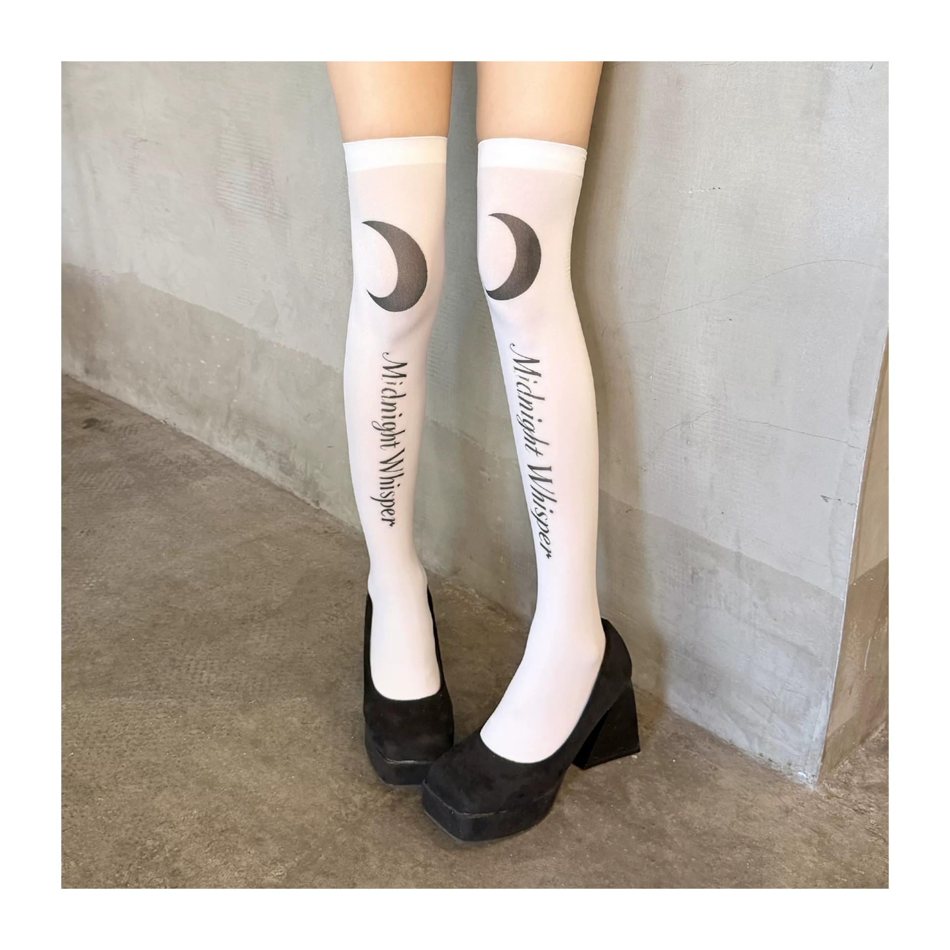 Dameskousen met opdruk van let - Women Fashion Quotes recensie en prijs